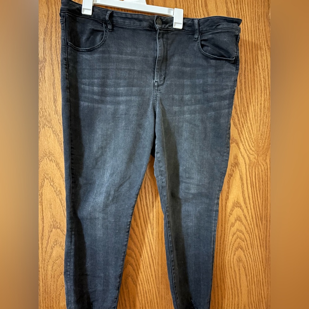 American Eagle Outfitters Dark Gray Skinny Jeans